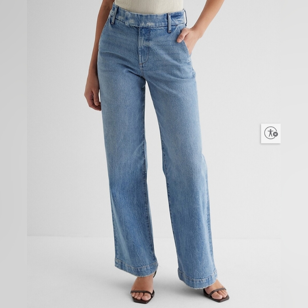 EXPRESS Wide Leg High Rise Light Blue Jeans Sz 8 Short
